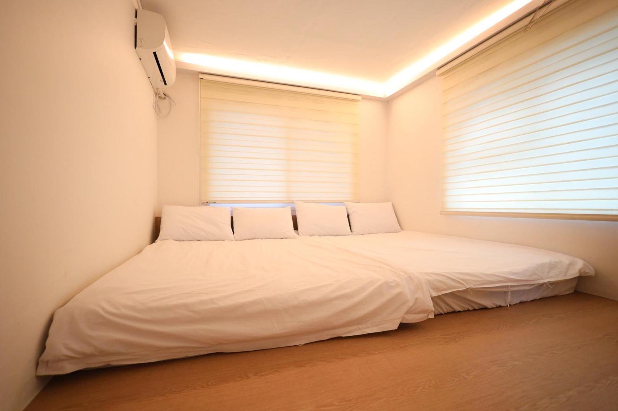Huayuanhouse Hq In Hongdae Wisma tamu